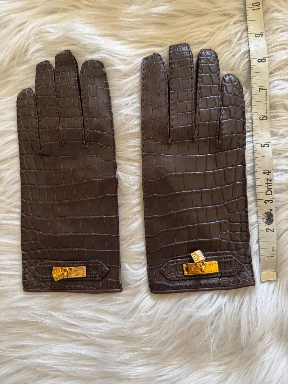 Hermes Crocodile Soya Gloves Alligator Brown Size 7.5